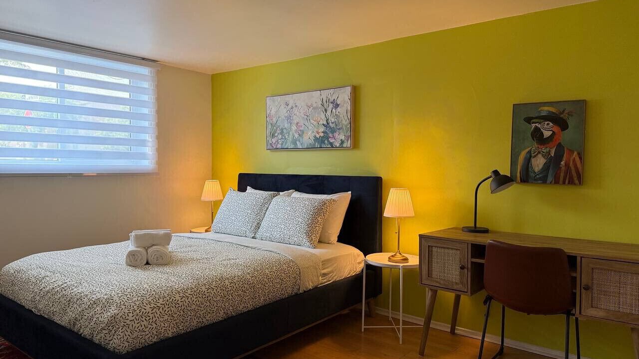 Photo of Bedroom in Pierrefonds-Roxboro