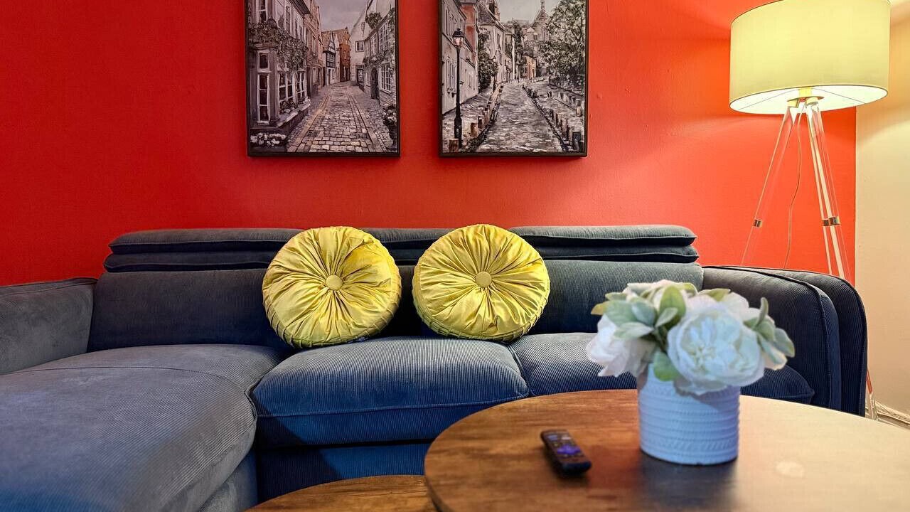 Photo of Livingroom in Cote-Des-Neiges—Notre-Dame-De-Grace