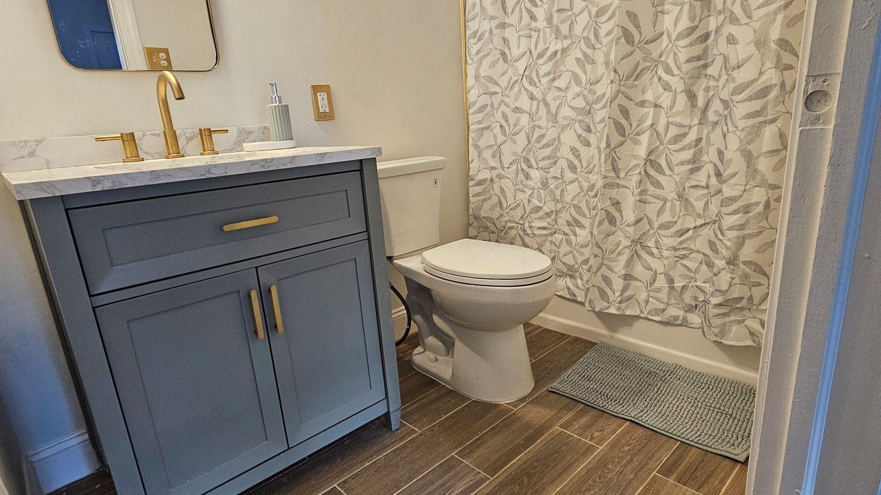Photo of Bathroom in Reading