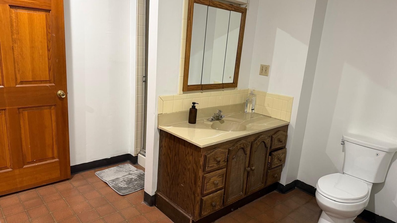 Photo of Bathroom in Reading