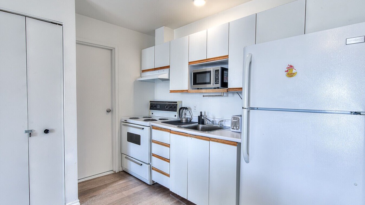 Photo of Kitchen in Pierrefonds-Roxboro