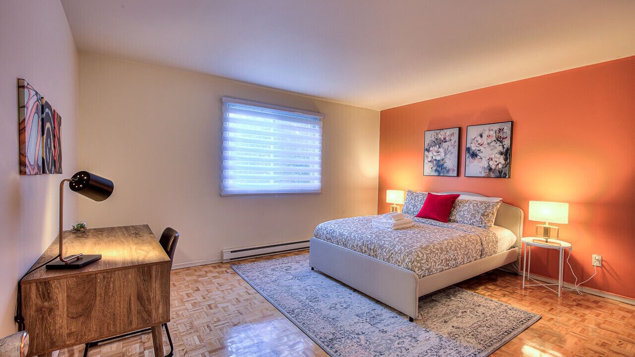 Photo of Bedroom in Pierrefonds-Roxboro