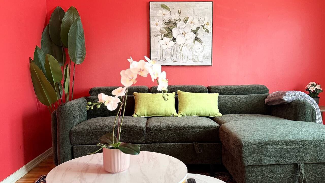 Photo of Livingroom in Cote-Des-Neiges—Notre-Dame-De-Grace