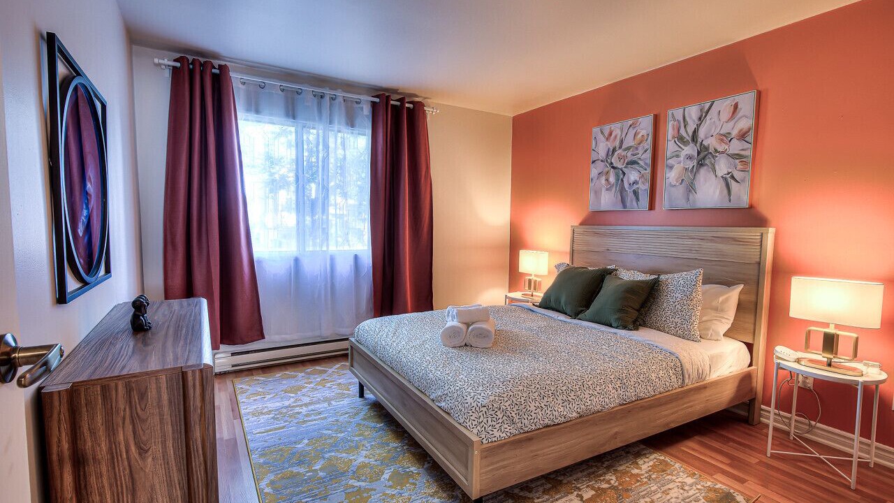 Photo of Bedroom in Pierrefonds-Roxboro