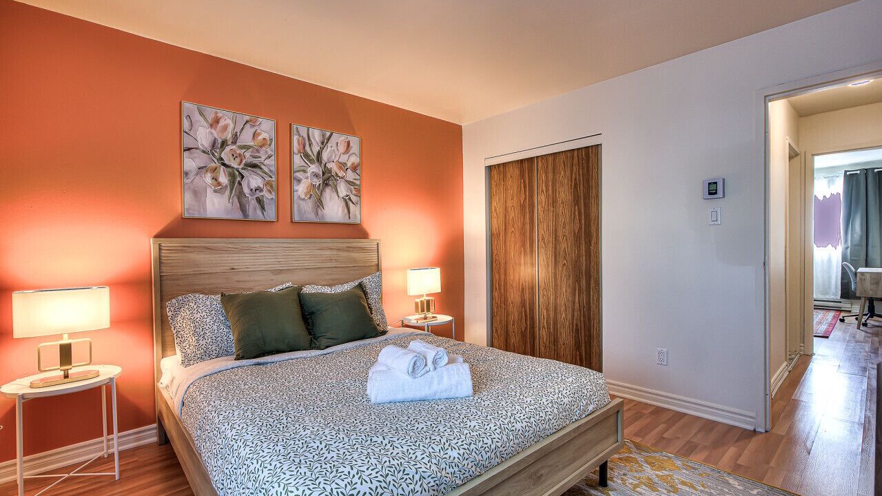 Photo of Bedroom in Pierrefonds-Roxboro