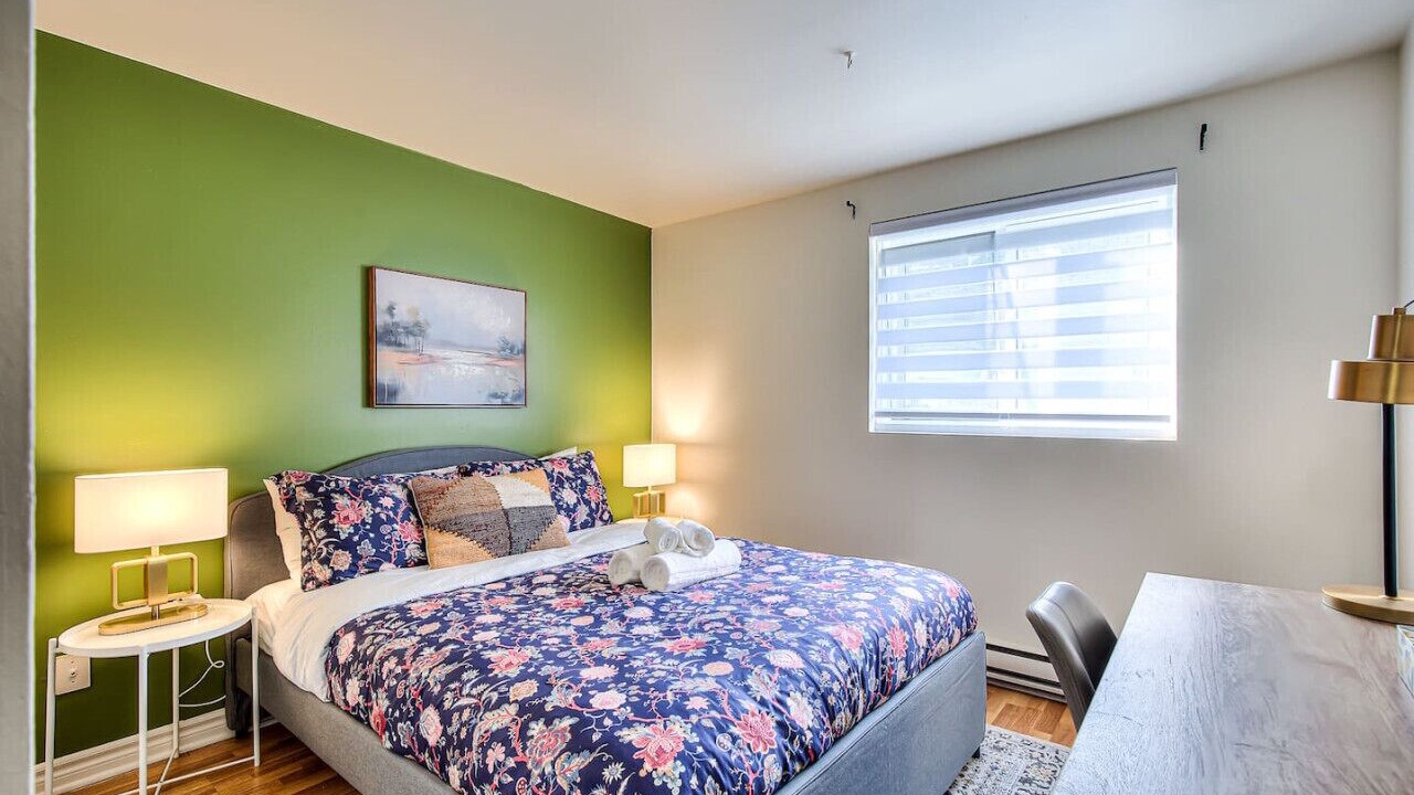 Photo of Bedroom in Pierrefonds-Roxboro