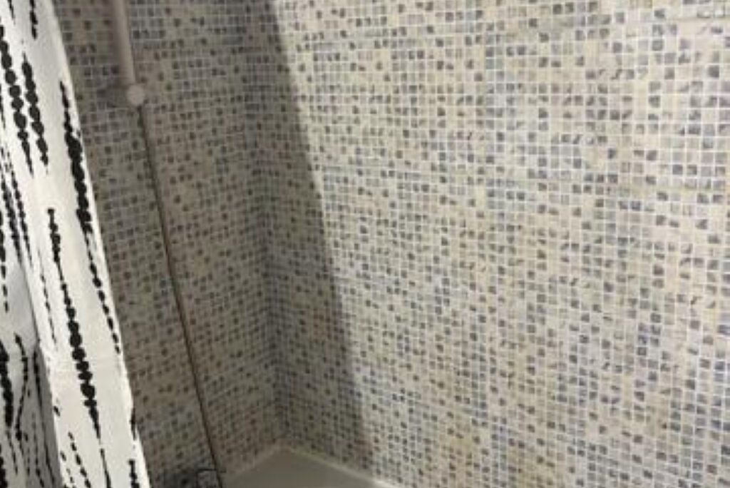 Photo of Bathroom in Le Gue-de-Velluire
