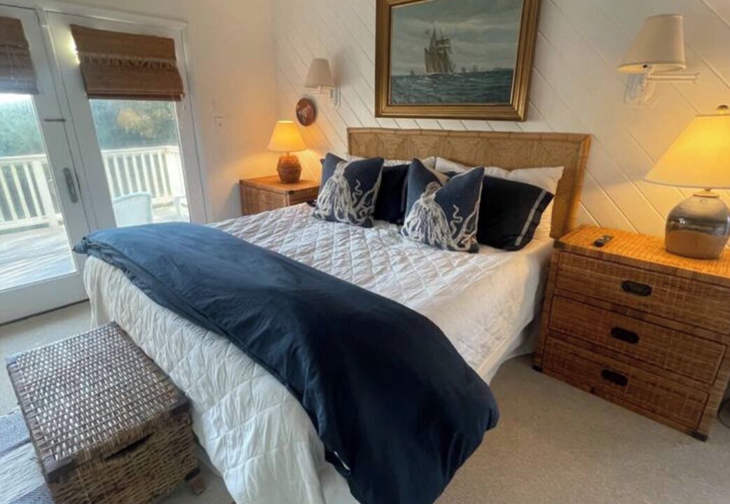 Photo of Bedroom in Pine Knoll Shores