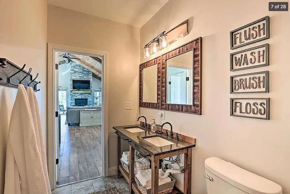 Photo of Bathroom in Williamstown