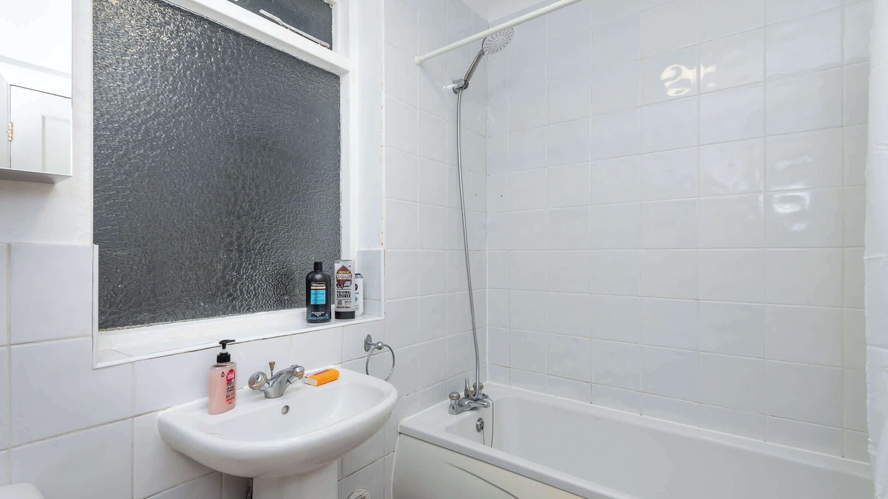 Photo of Bathroom in Abbey