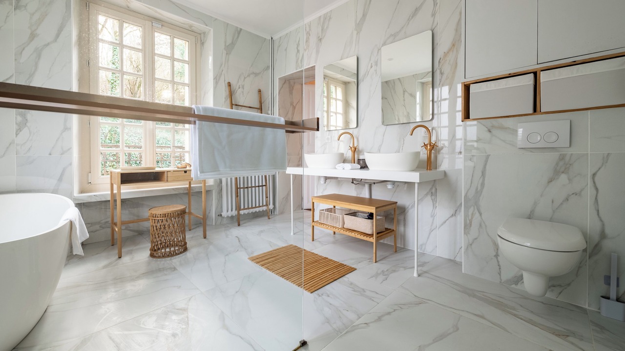 Photo of Bathroom in La Ferte-Gaucher