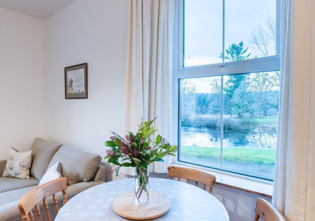 Photo of Livingroom in Glen Urquhart