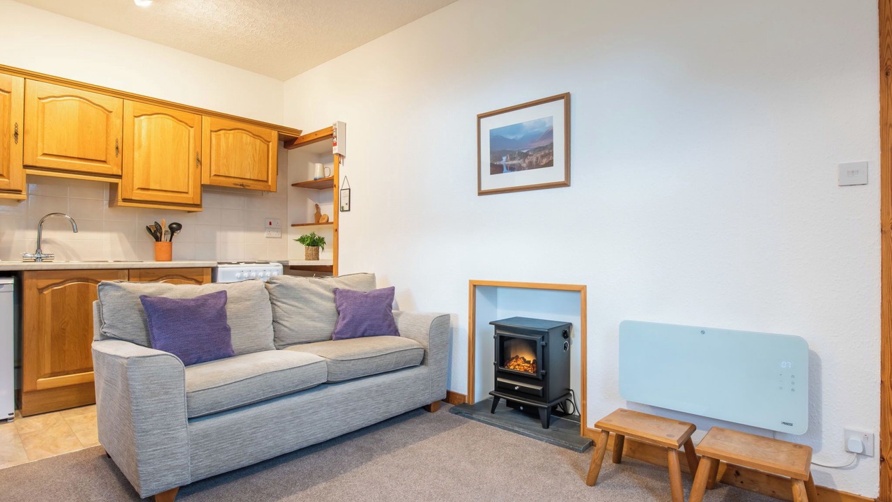 Photo of Livingroom in Glen Urquhart