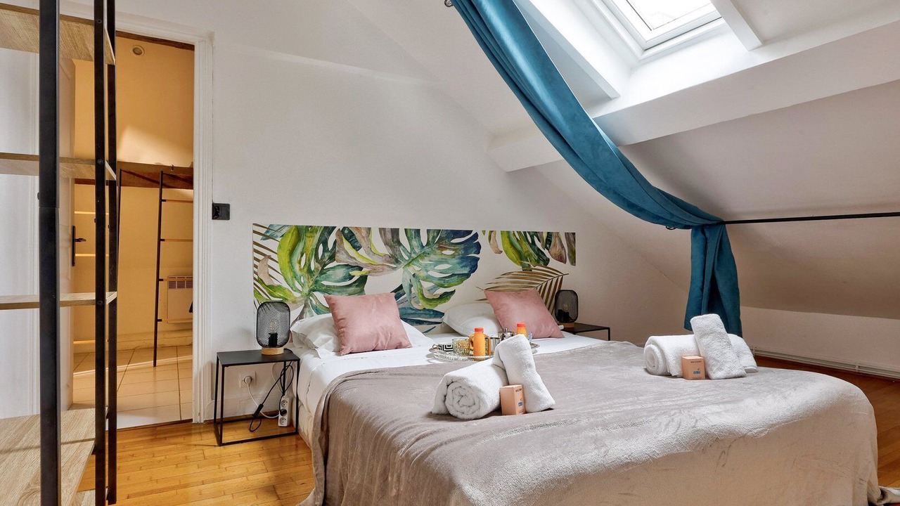 Photo of Bedroom in Batignolles