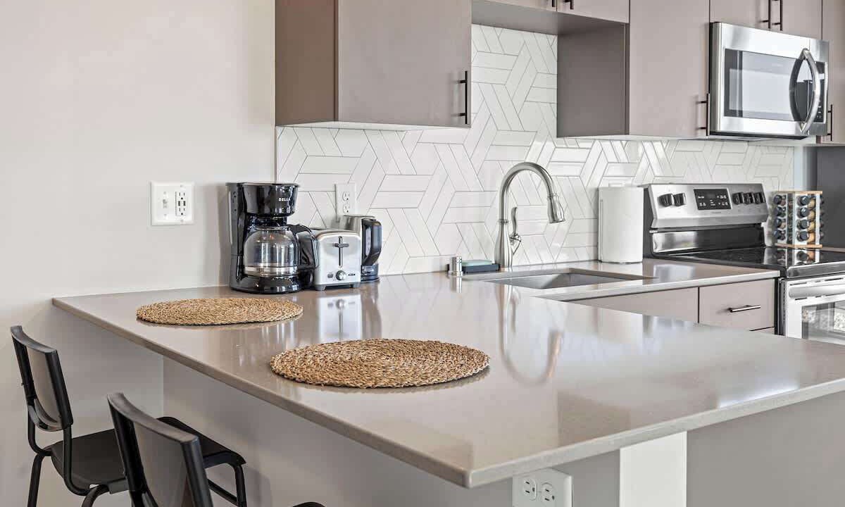 Photo of Kitchen in Lyn-Lake