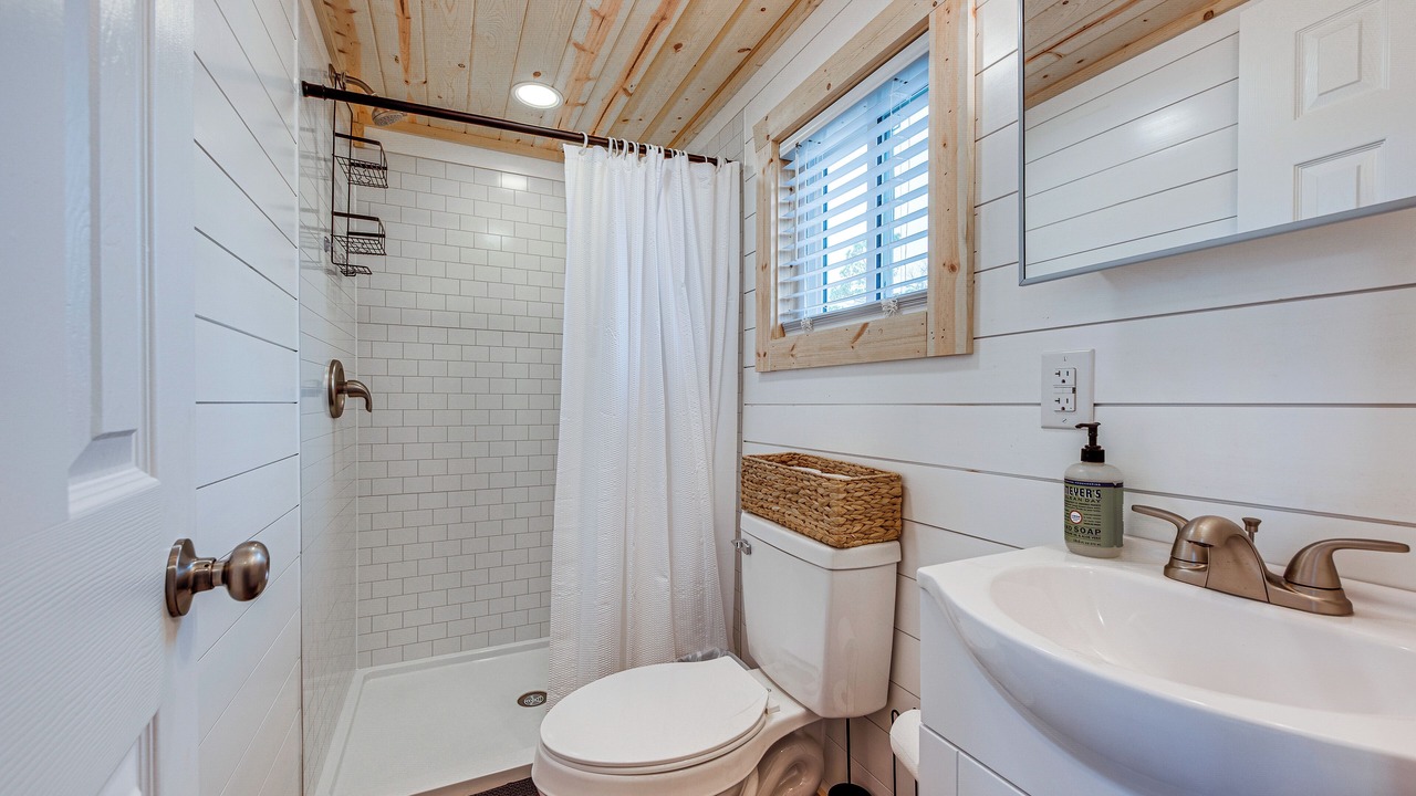 Photo of Bathroom in Perry
