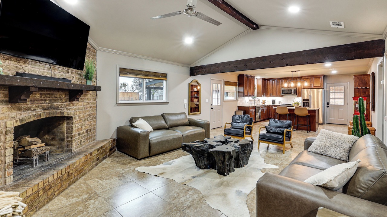 Photo of Livingroom in Wetmore