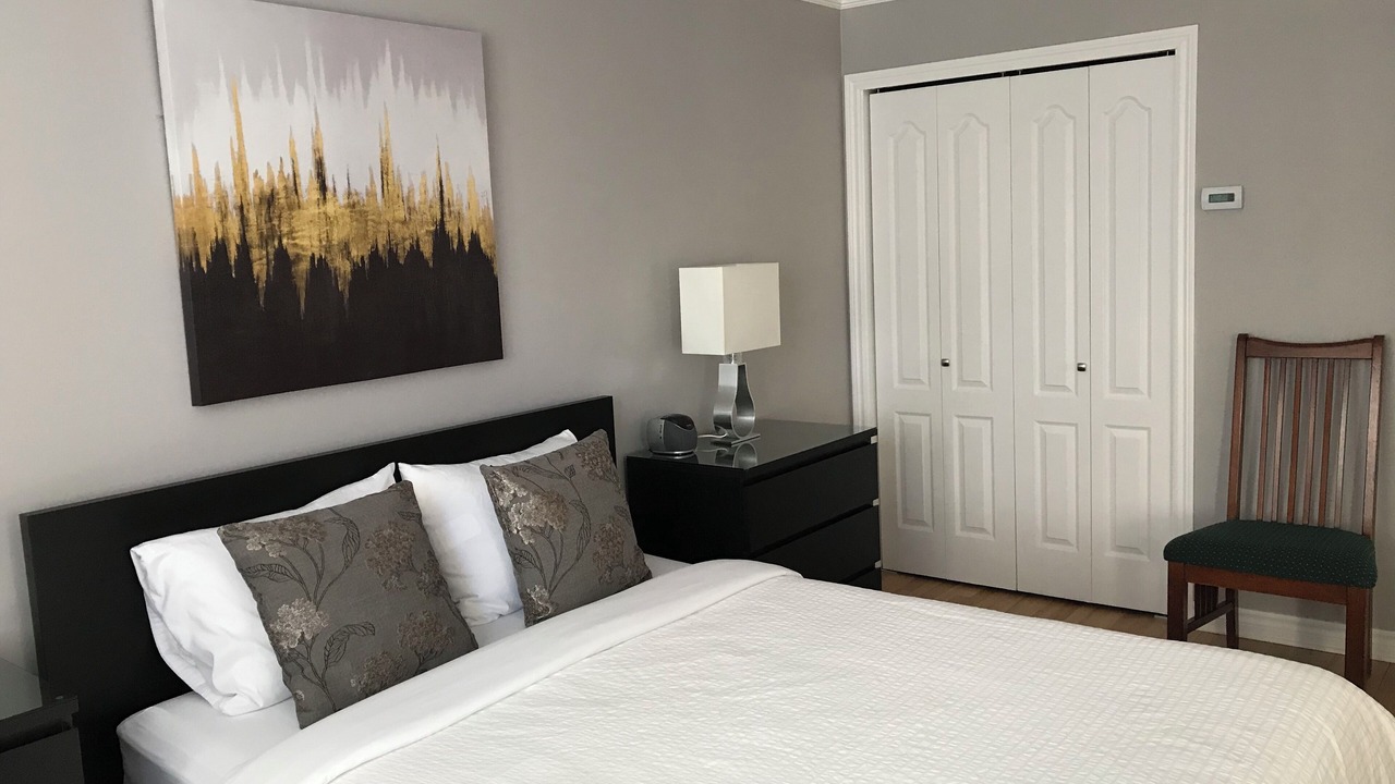 Photo of Bedroom in Francois-Perrault