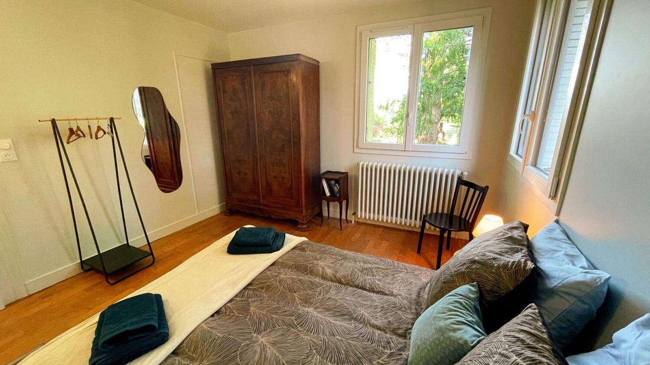 Photo of Bedroom in Meusnes