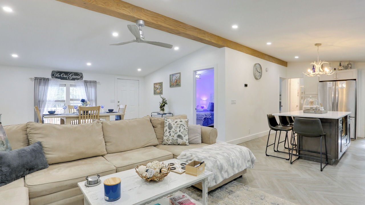 Photo of Livingroom in Ellenville