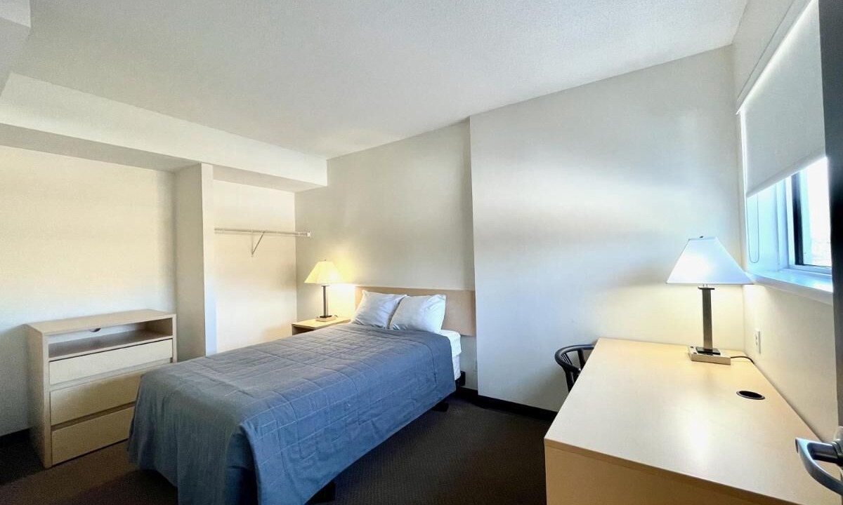 Photo of Bedroom in Old Ottawa East