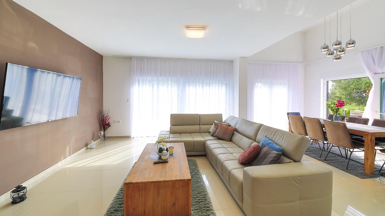 Photo of Bedroom in Okrug Donji