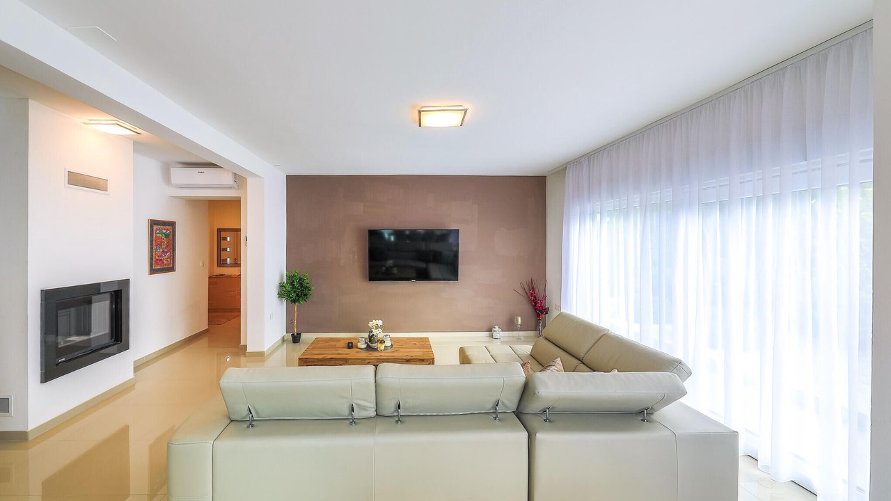 Photo of Bedroom in Okrug Donji
