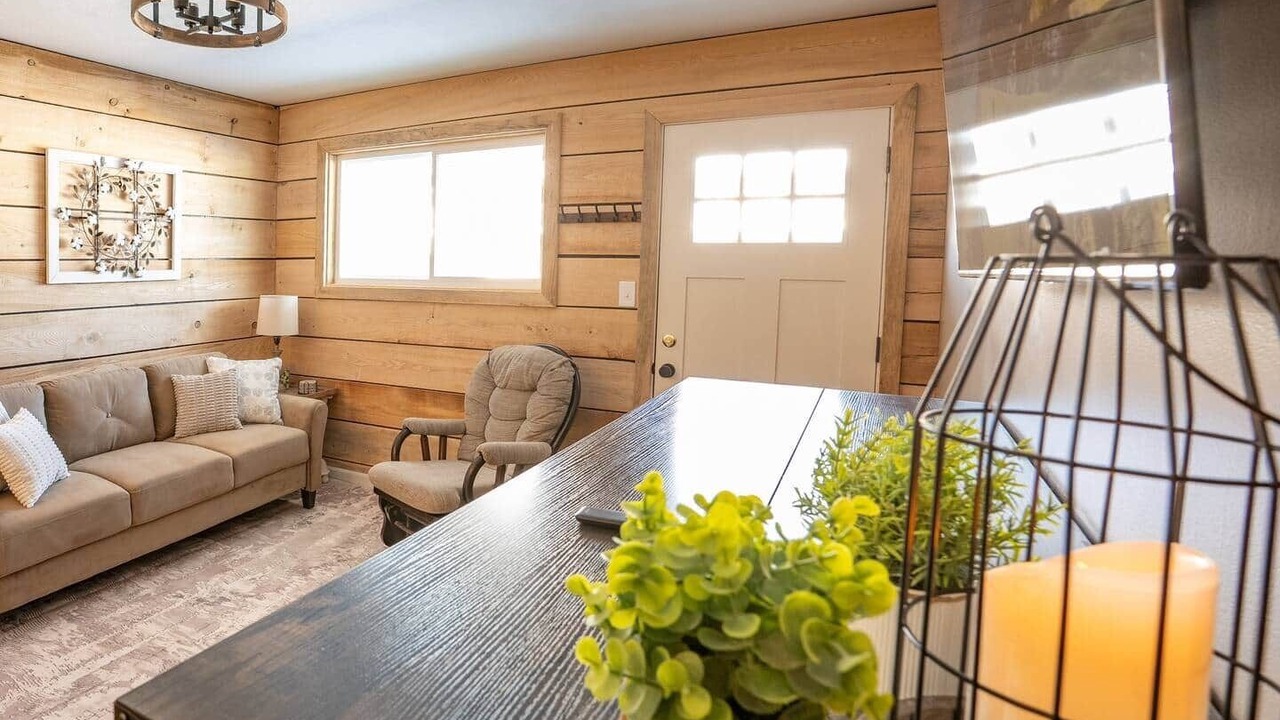Photo of Livingroom in Conneaut Lakeshore