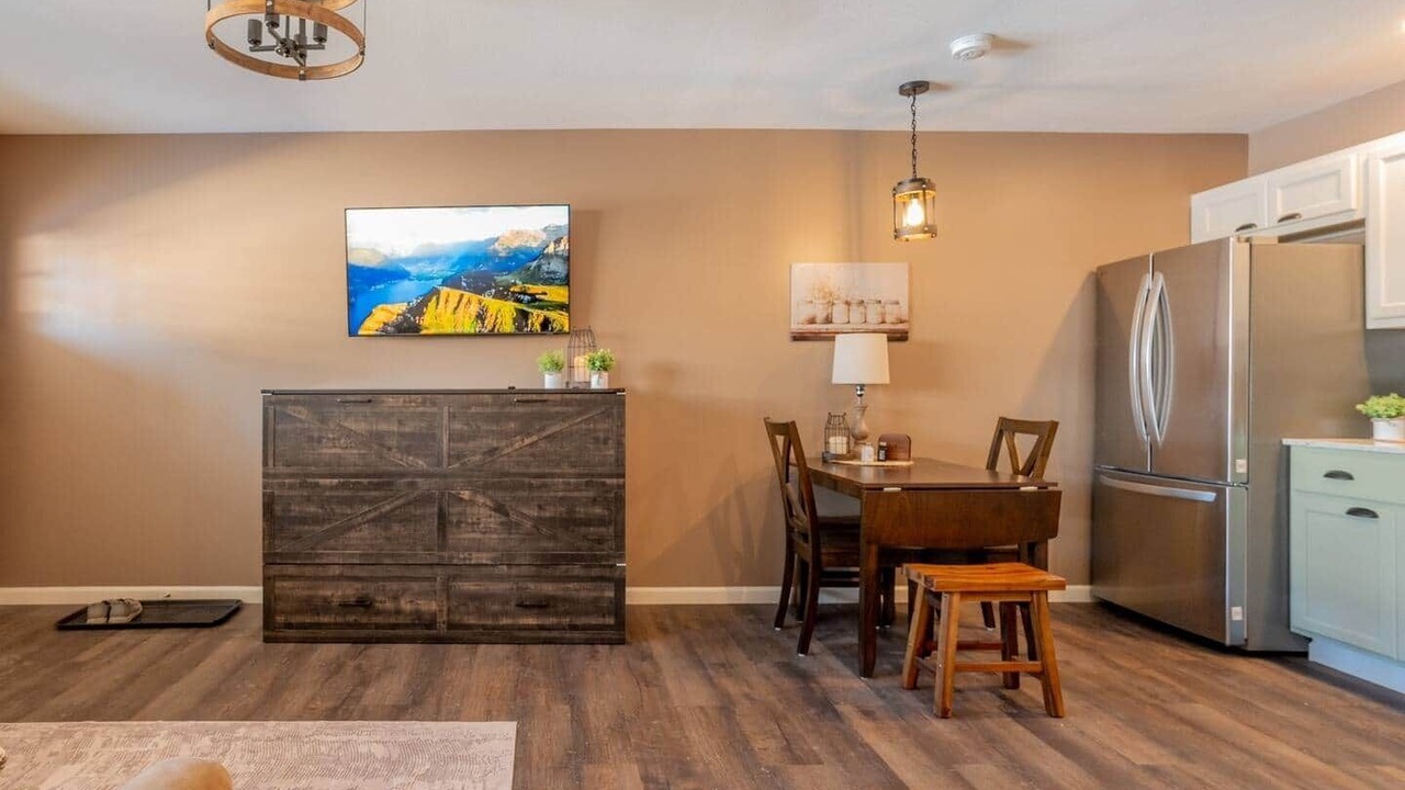 Photo of Bedroom in Conneaut Lakeshore