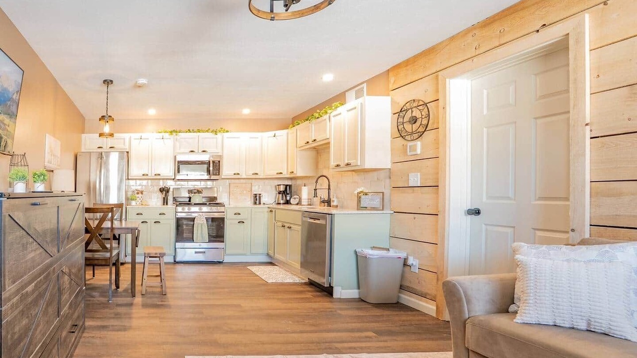 Photo of Bedroom in Conneaut Lakeshore
