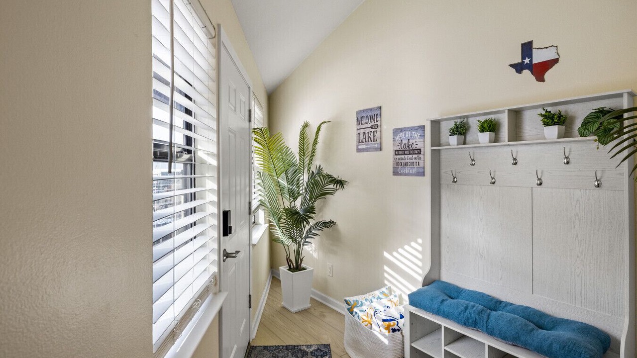 Photo of Bedroom in Clear Lake Shores