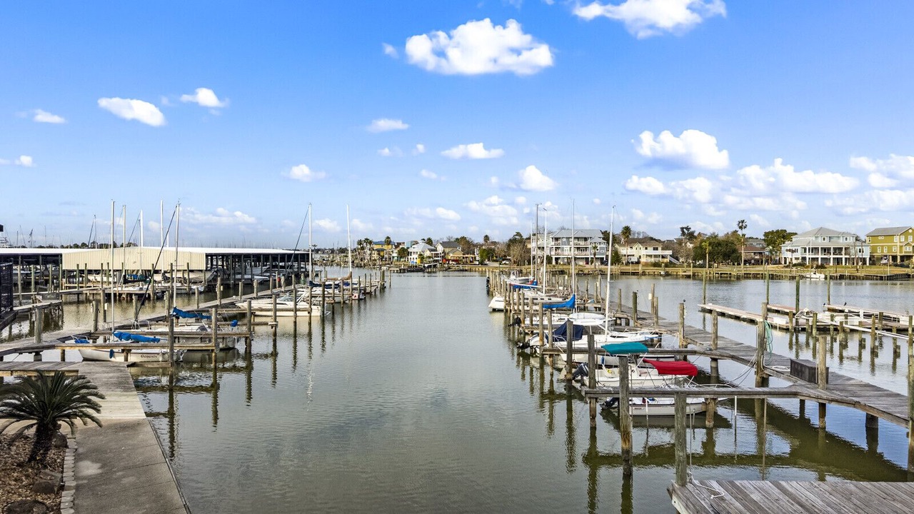 Photo of Others in Clear Lake Shores