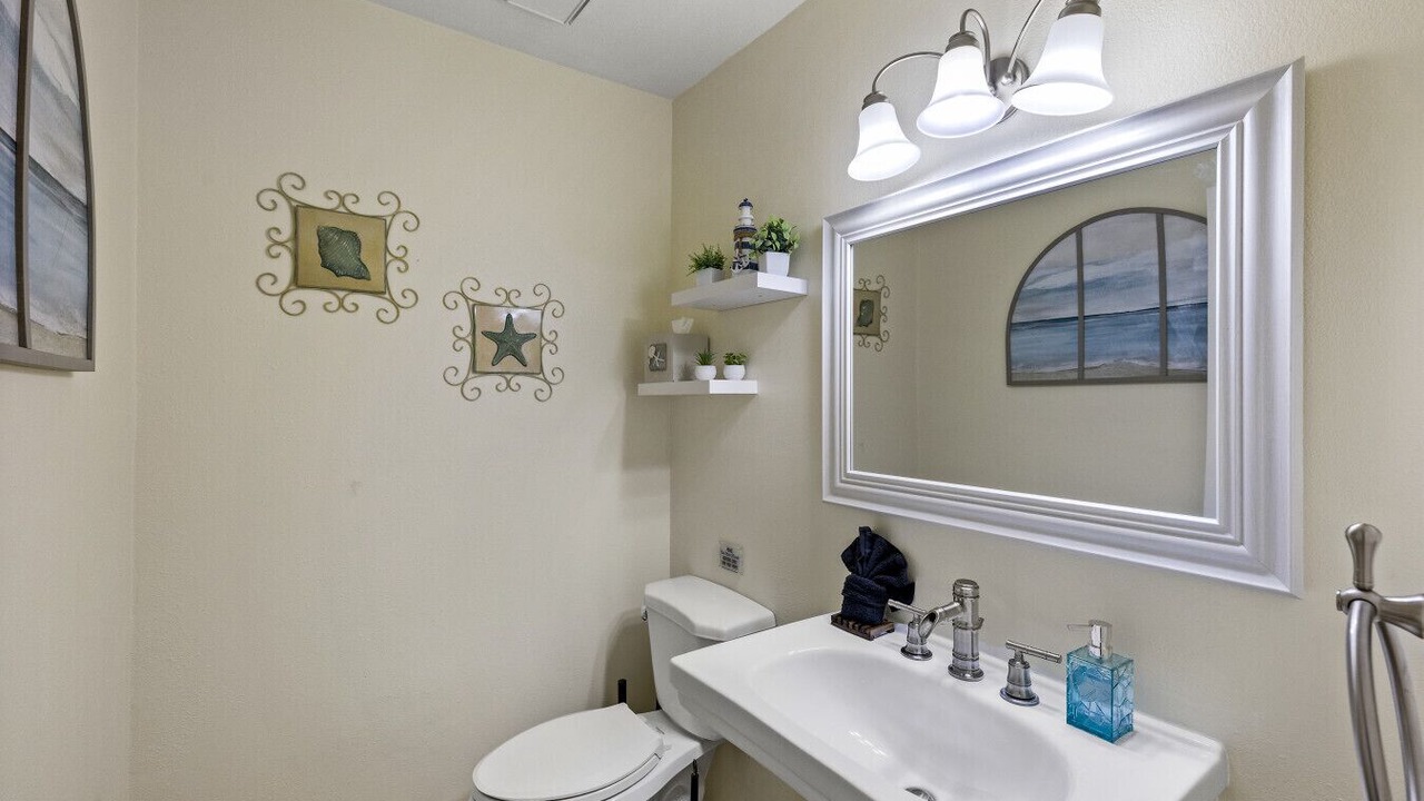 Photo of Bathroom in Clear Lake Shores