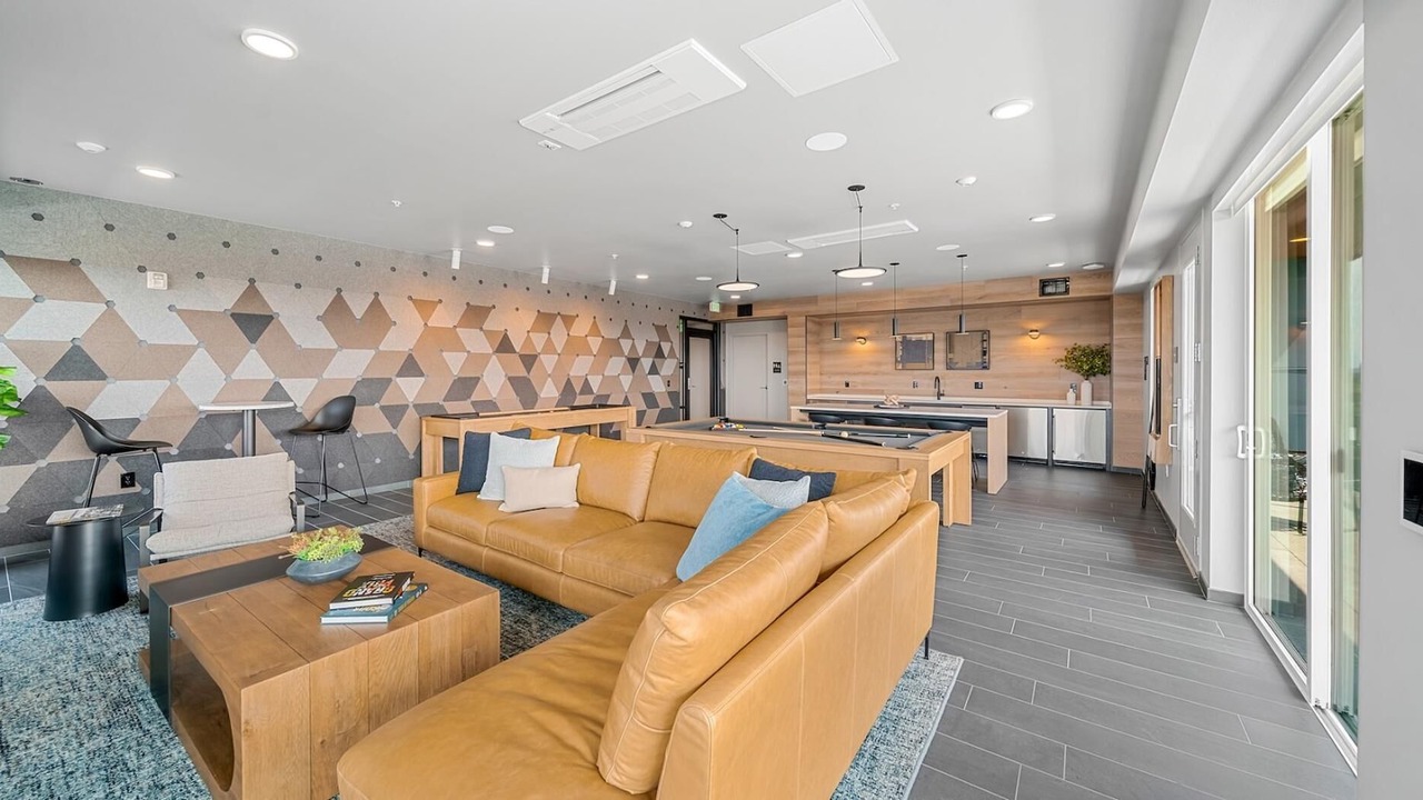 Photo of Livingroom in Crown Hill