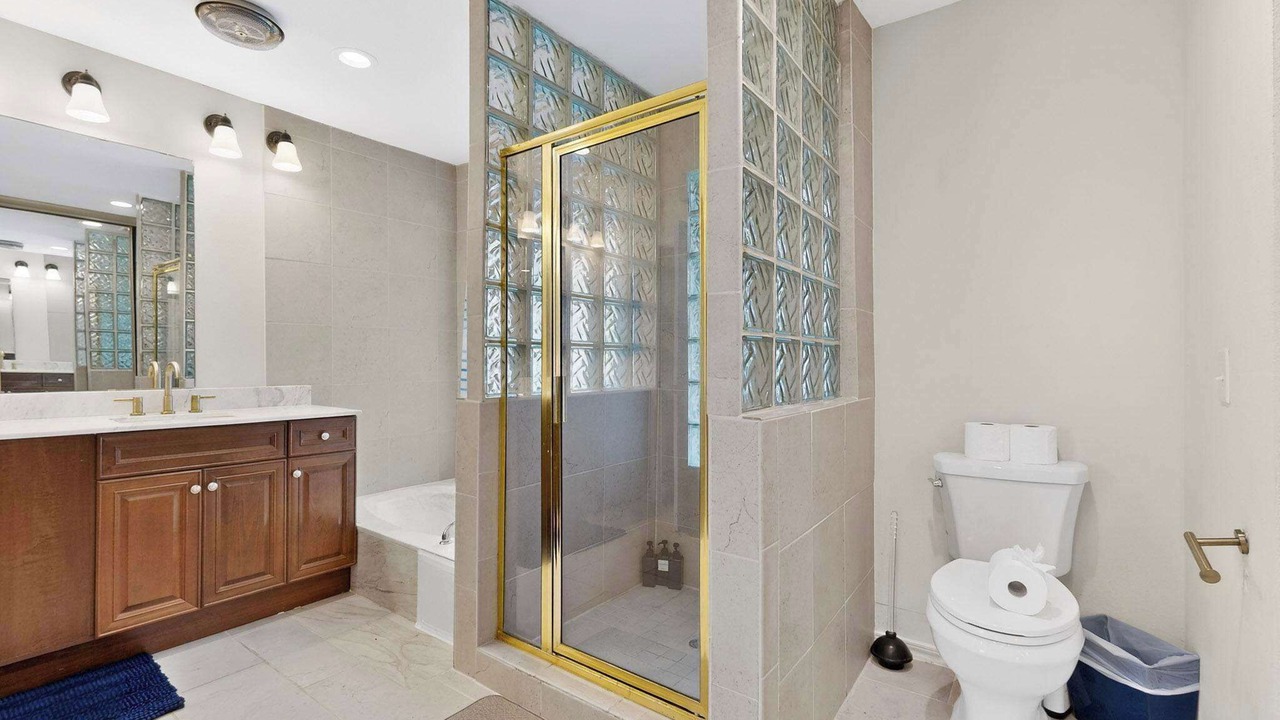 Photo of Bathroom in Plano