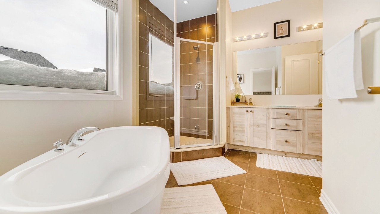 Photo of Bathroom in Caledon