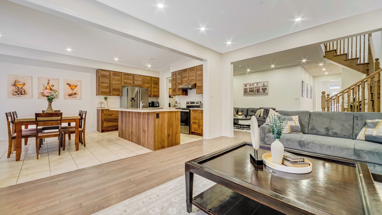 Photo of Livingroom in Caledon