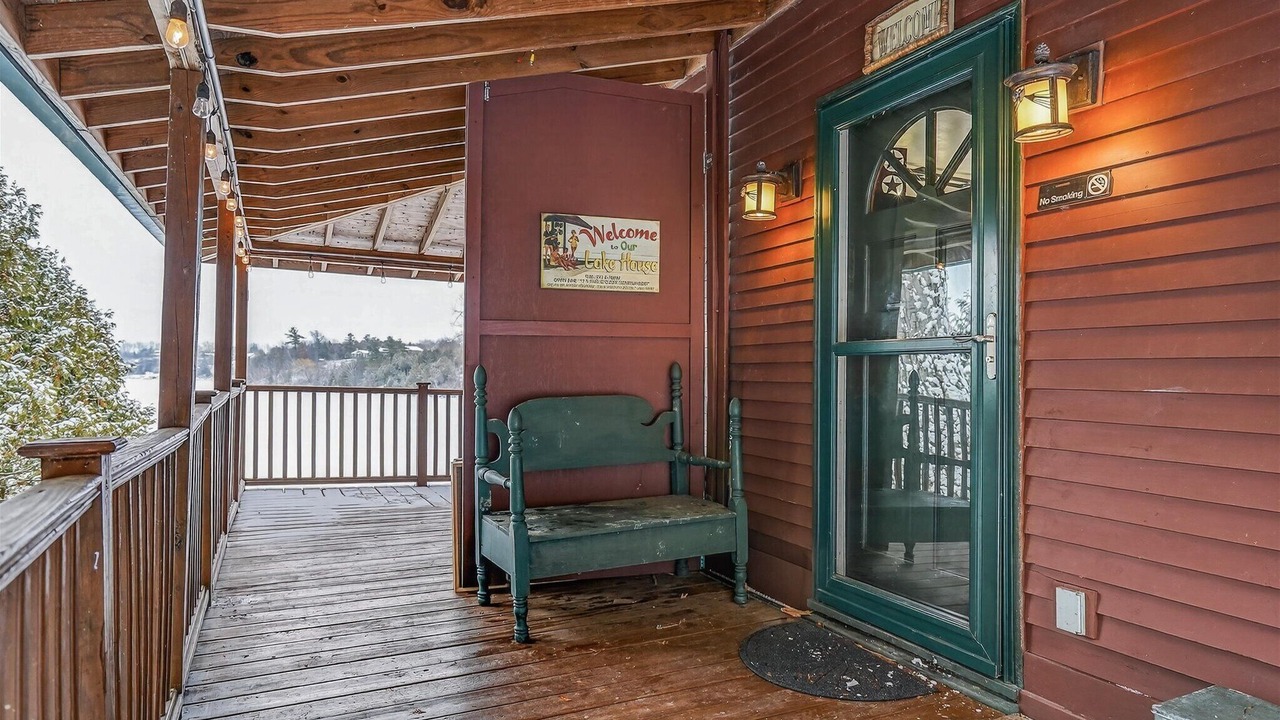 Photo of Patio Balcony in Bridport