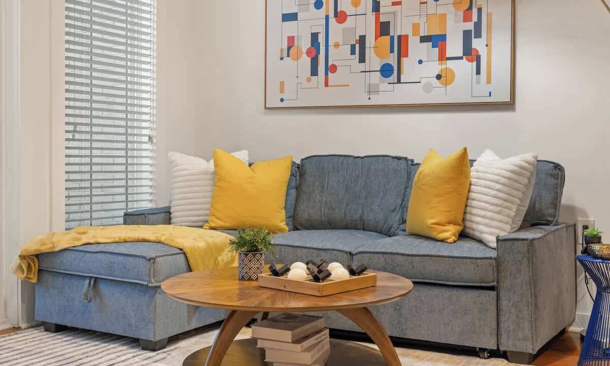 Photo of Livingroom in Atlantic Station Area