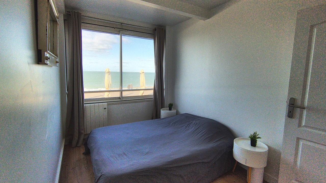 Photo of Bedroom in Fecamp