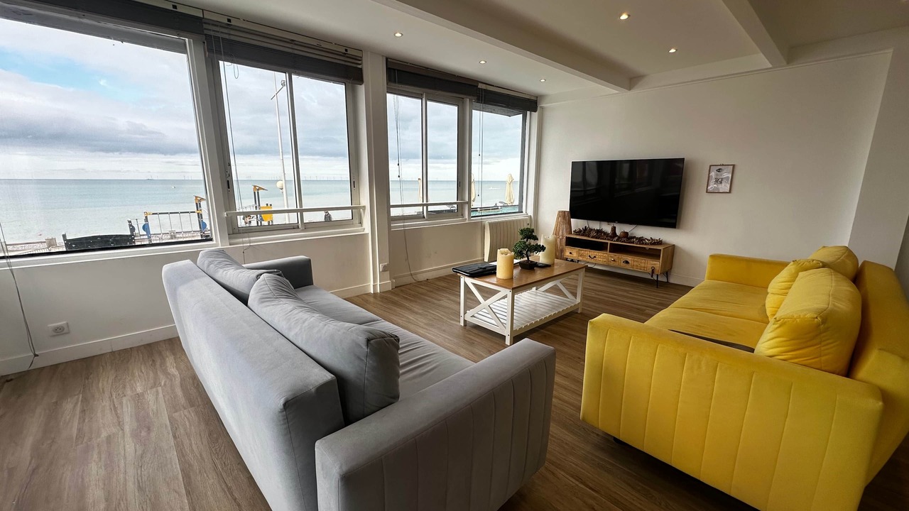 Photo of Livingroom in Fecamp