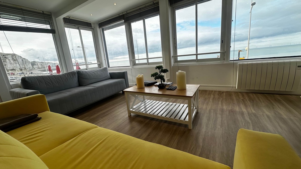 Photo of Livingroom in Fecamp