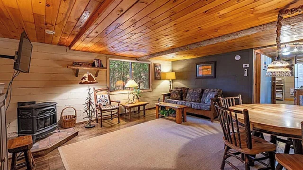 Photo of Livingroom in Saranac Lake