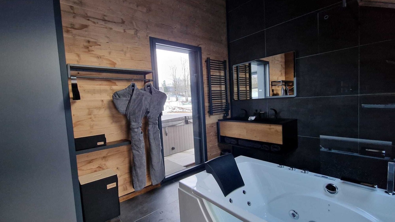 Photo of Bathroom in Fraroz