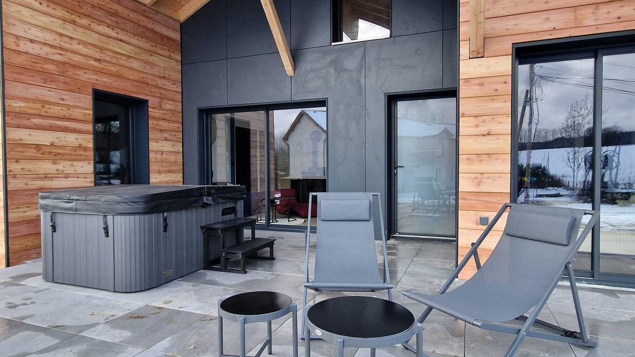 Photo of Patio Balcony in Fraroz