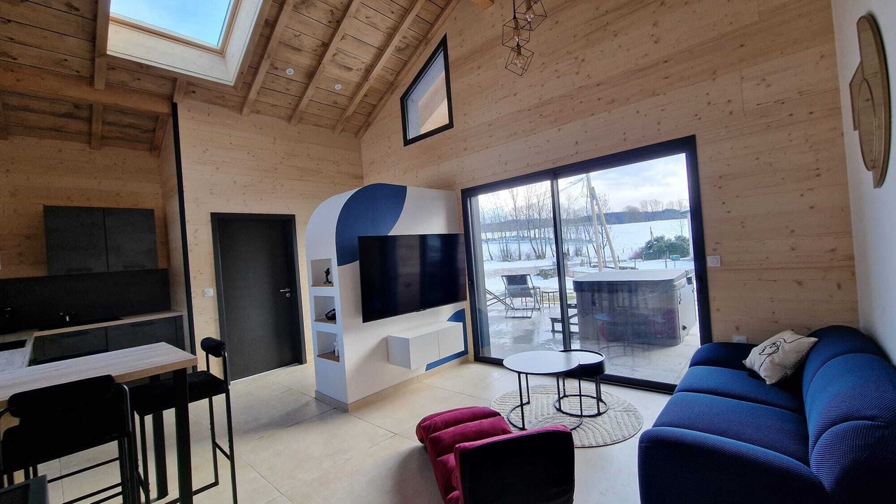 Photo of Livingroom in Fraroz