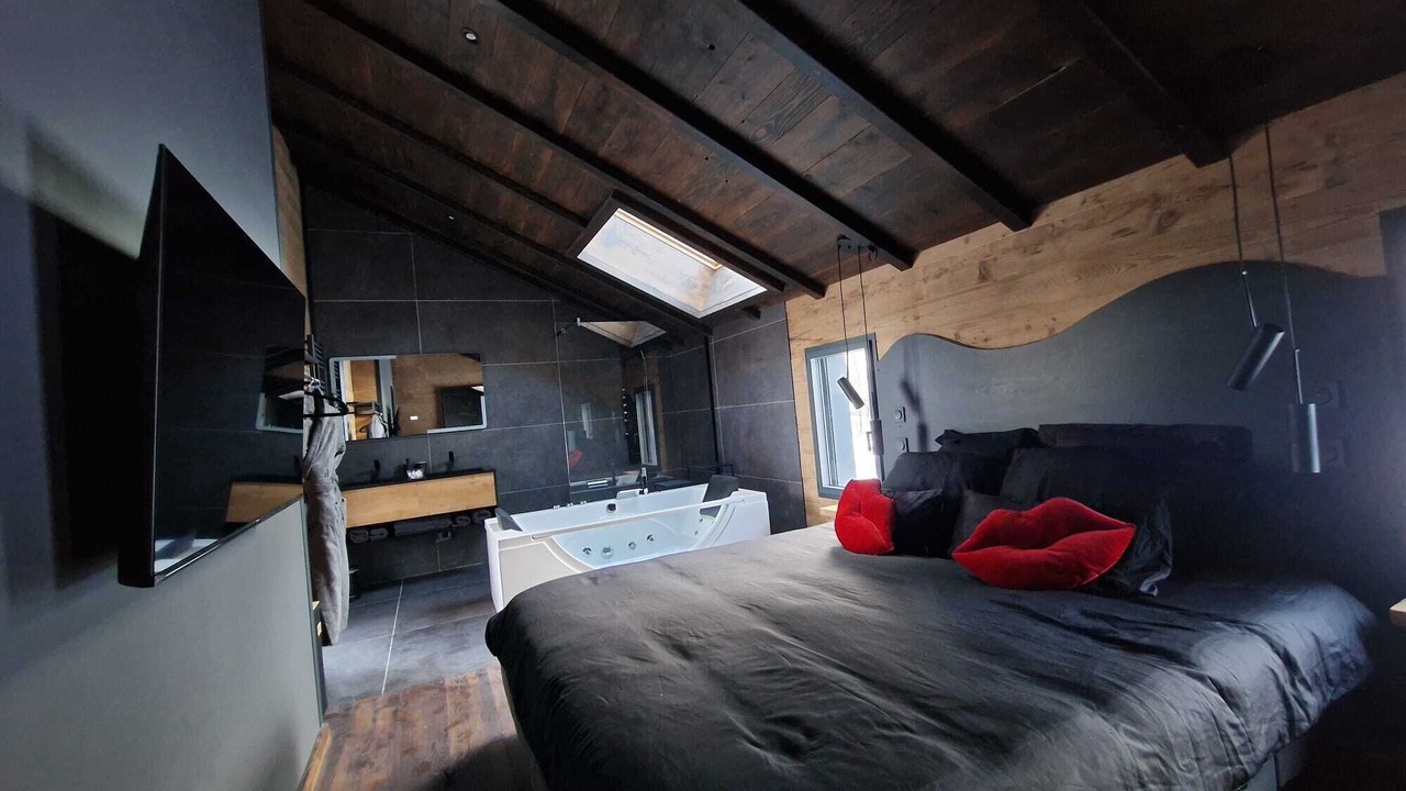 Photo of Bedroom in Fraroz