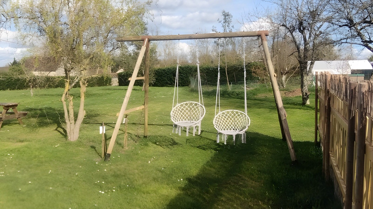 Photo of Others in Villeloin-Coulange
