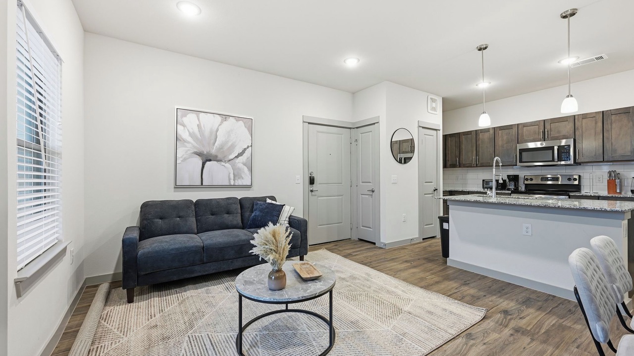 Photo of Livingroom in Cleburne