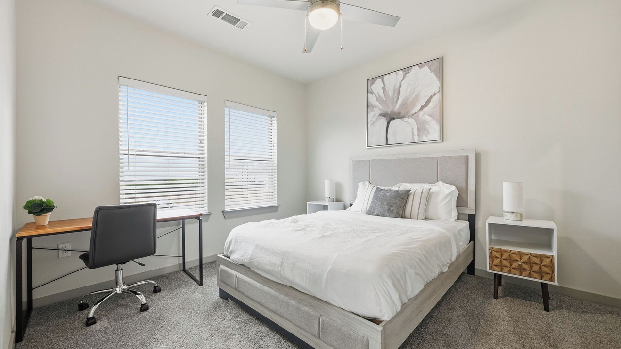 Photo of Bedroom in Cleburne
